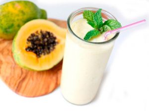 Smoothie-de-papaya-menta-y-jengibre